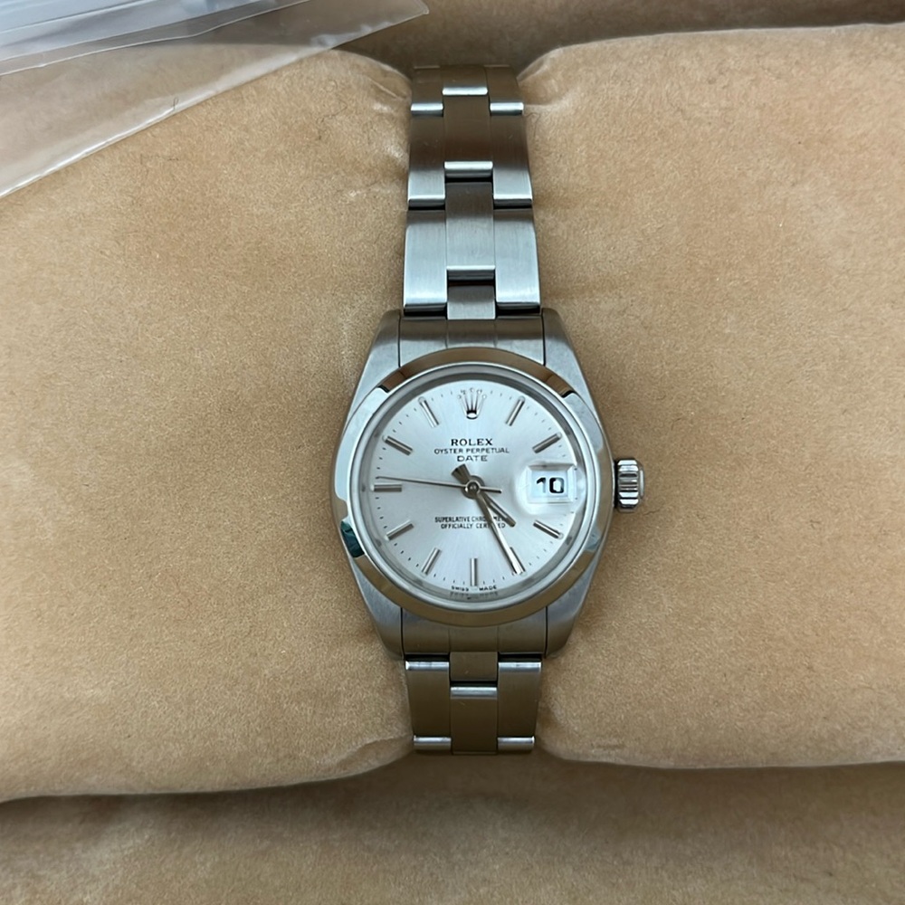 Rolex oyster women small